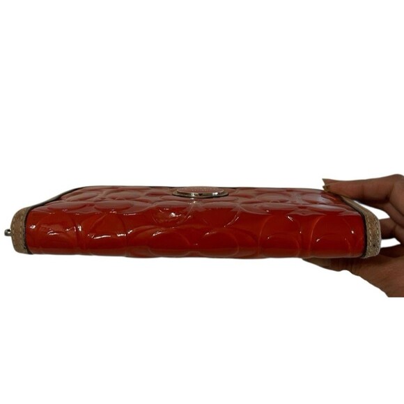 Coach Peyton Sign Wallet Embossed Salmon Orange Patent Leather Zip Around 8 x 4 - Picture 7 of 12